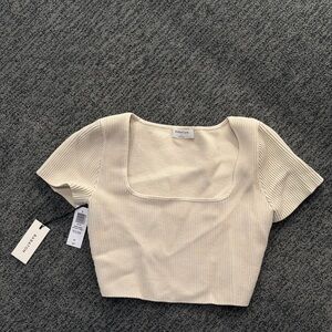 Aritzia Babaton Cream Ribbed Women's Top
